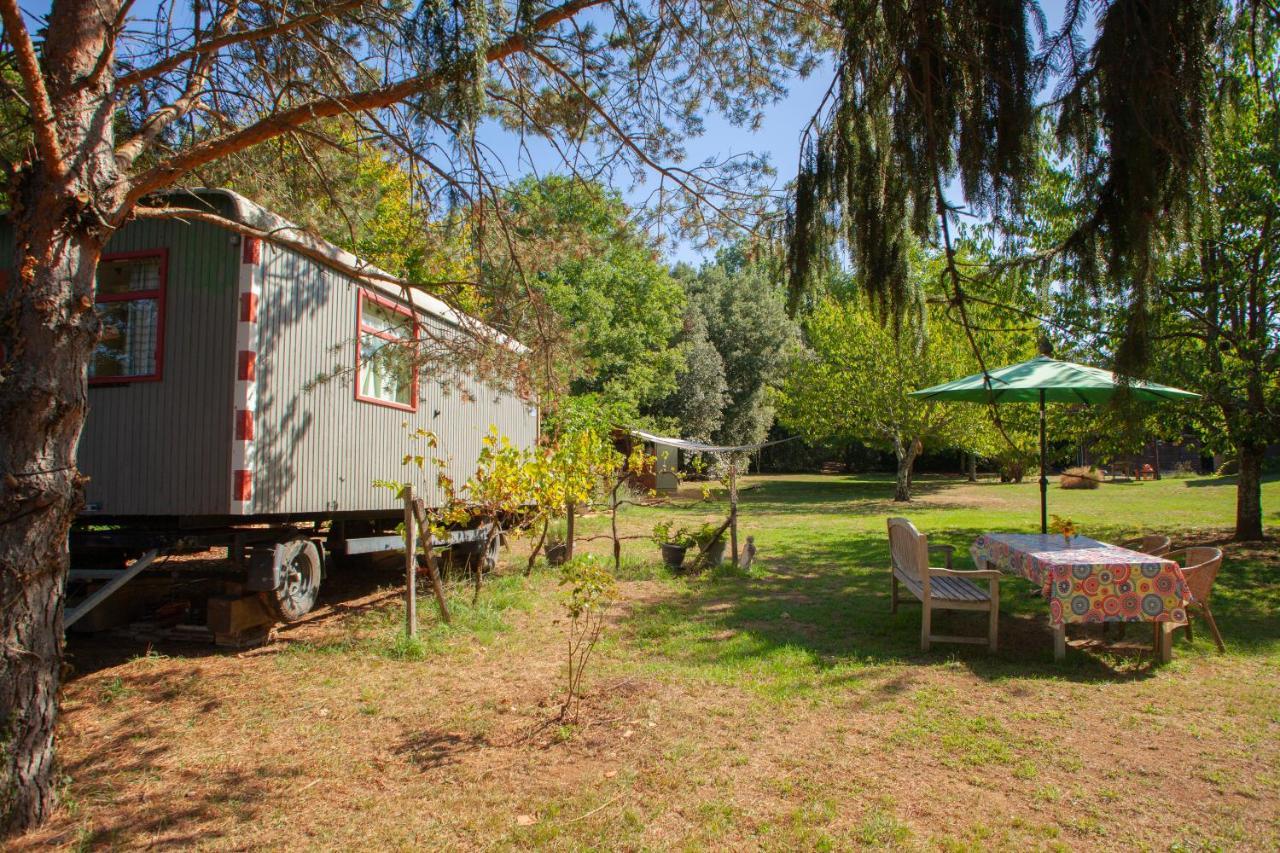 Hotel Le Bon Chemin Roulotte à Sainte-Nathalène Extérieur photo