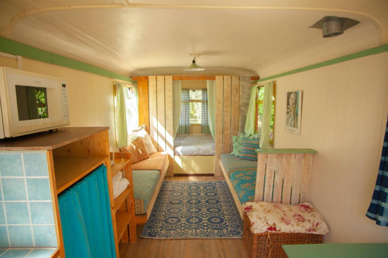 Hotel Le Bon Chemin Roulotte à Sainte-Nathalène Extérieur photo